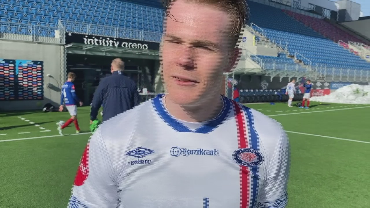 - Vi må sjekke VAR-rommet nå